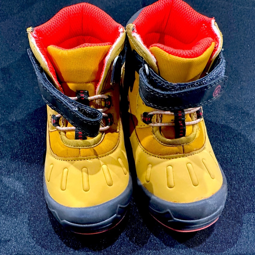 Stride Rite Toddler Boots -Size 8 - NWOT